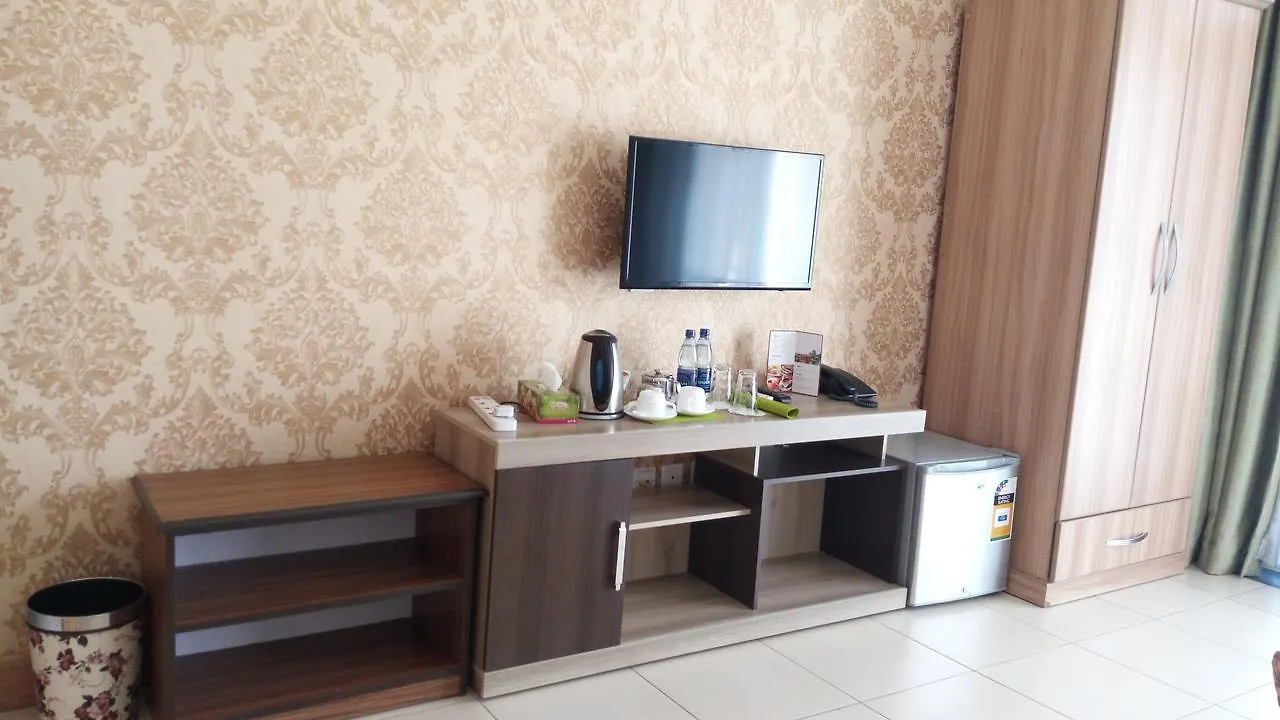 Premiere Boutique Hotel Kampala 4*,